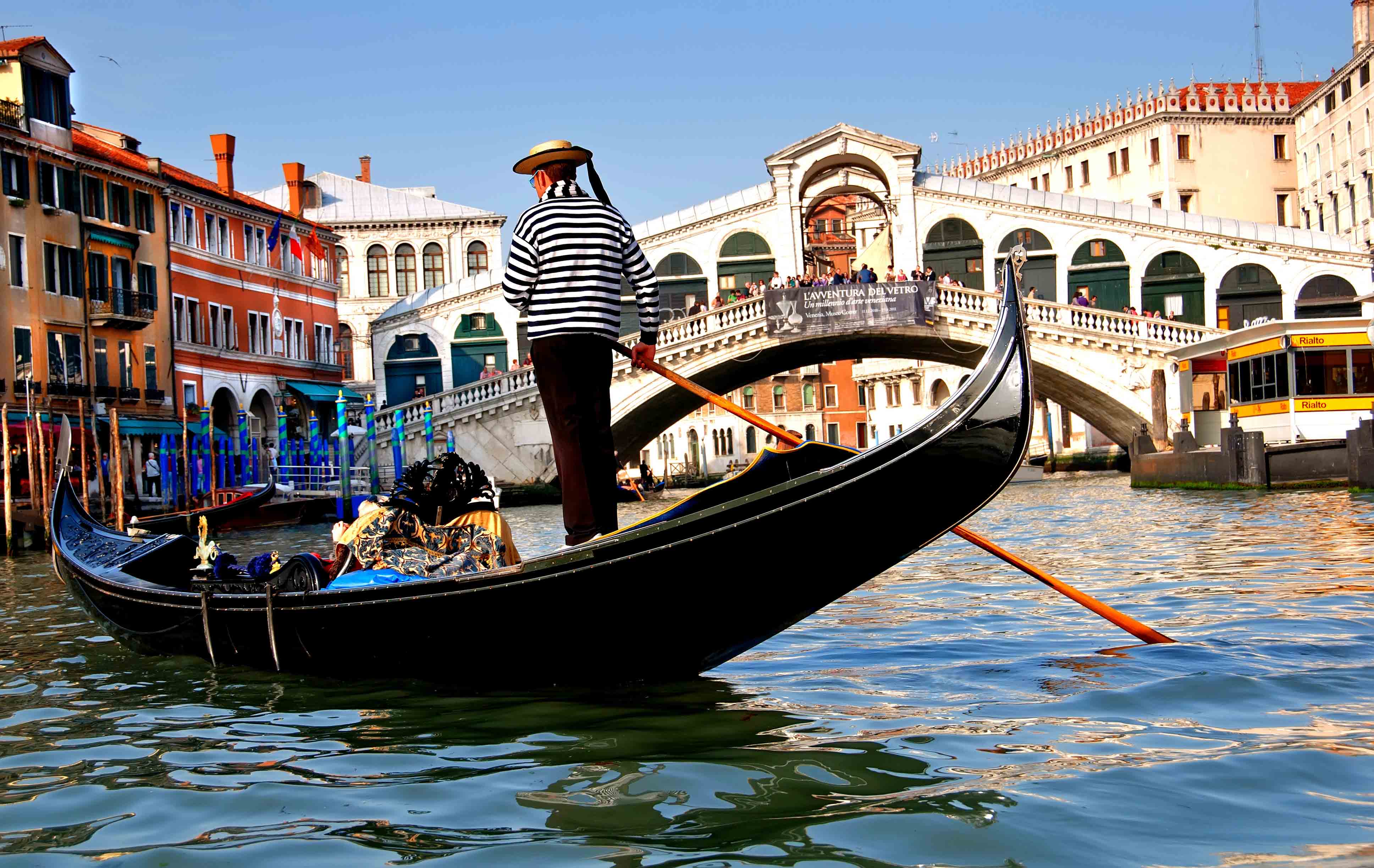 Венеция протестует против круизных кораблей